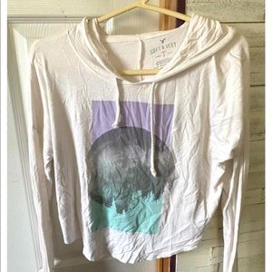 American Eagle shirt